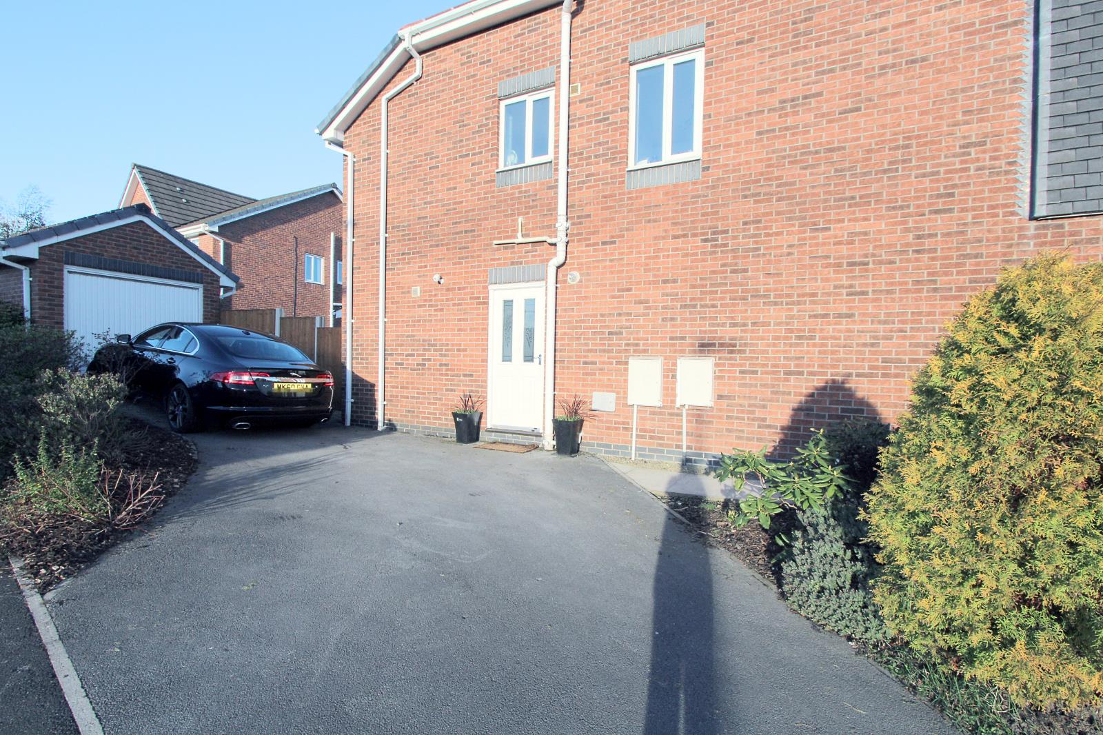 4 Bedroom Detached House Sold in Wigan, WN2