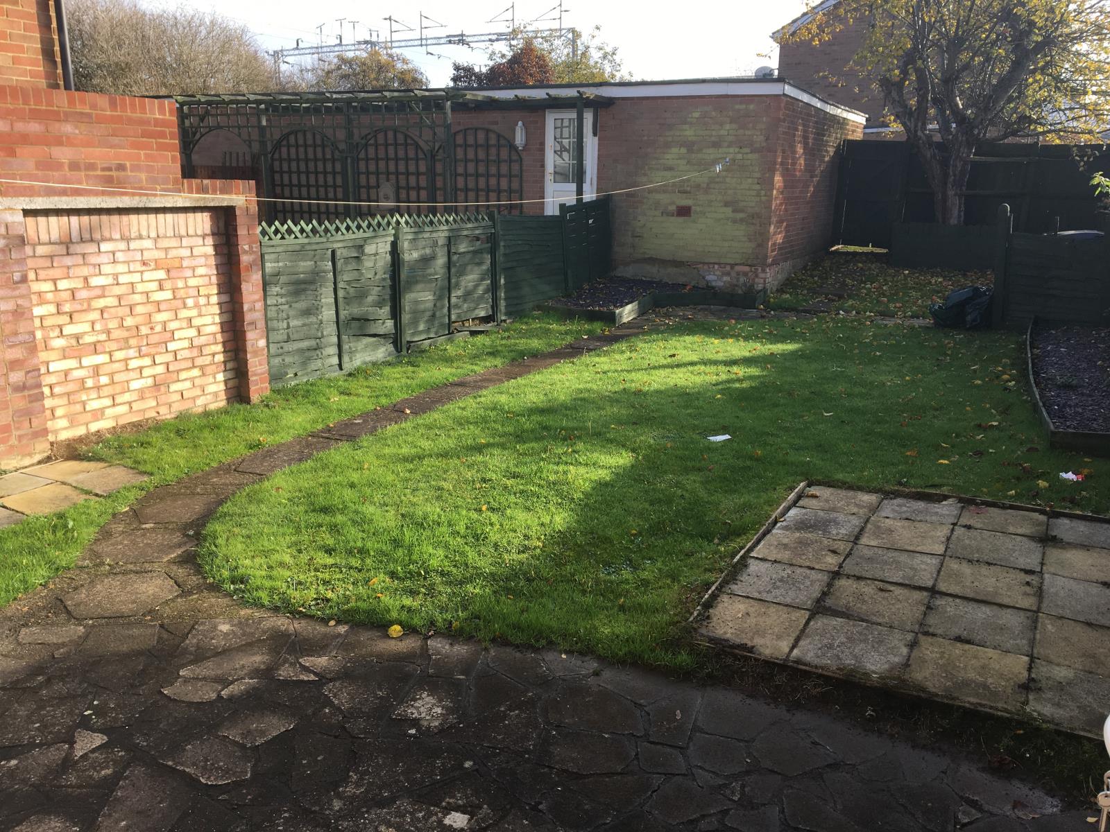 3 Bedroom SemiDetached House Let in Milton Keynes, MK3