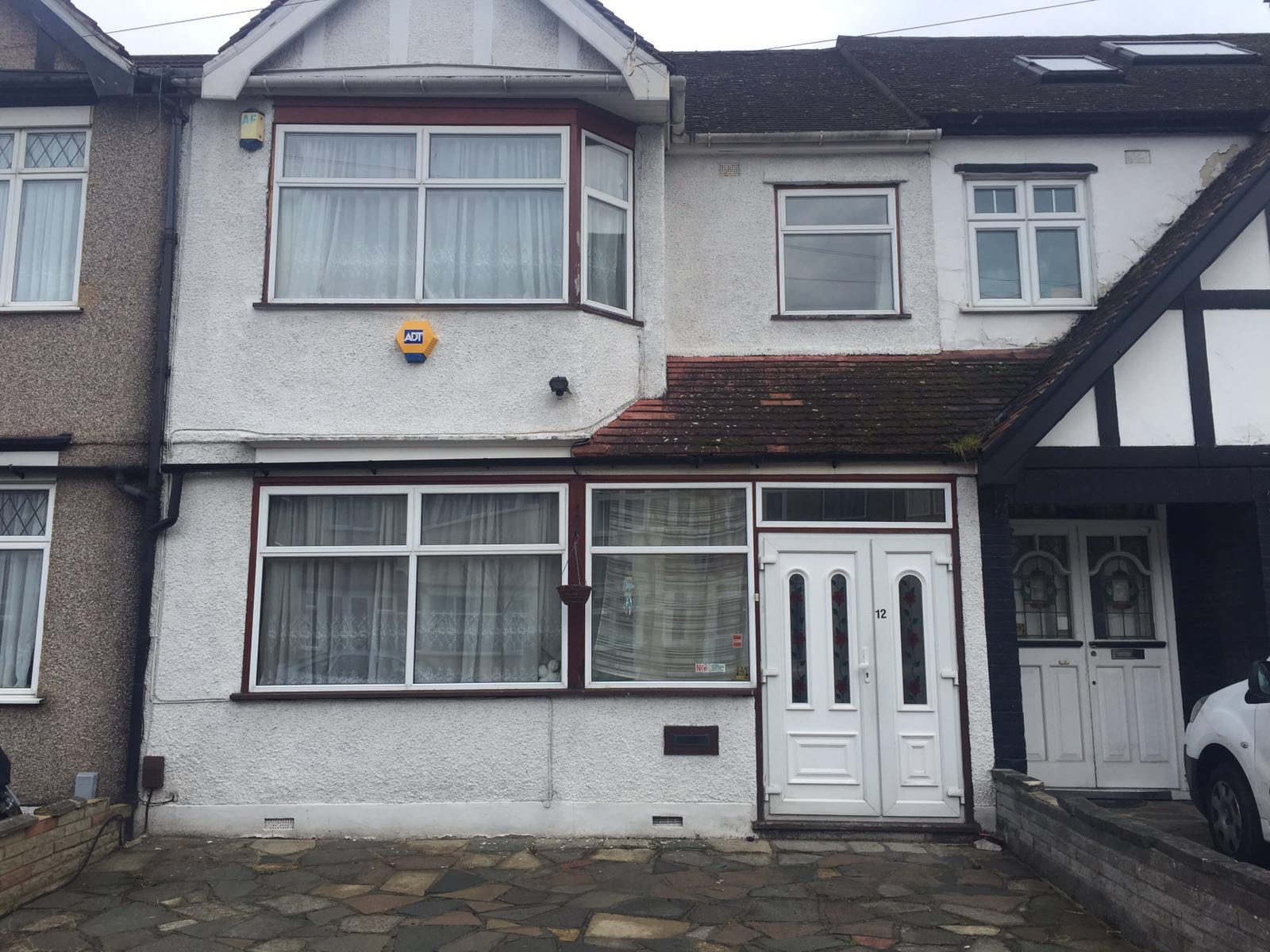 3 Bedroom Terraced House Let in Ilford, IG2