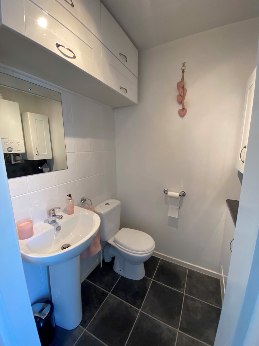 3 Bedroom End Terraced House Sold in Prestwick, KA9