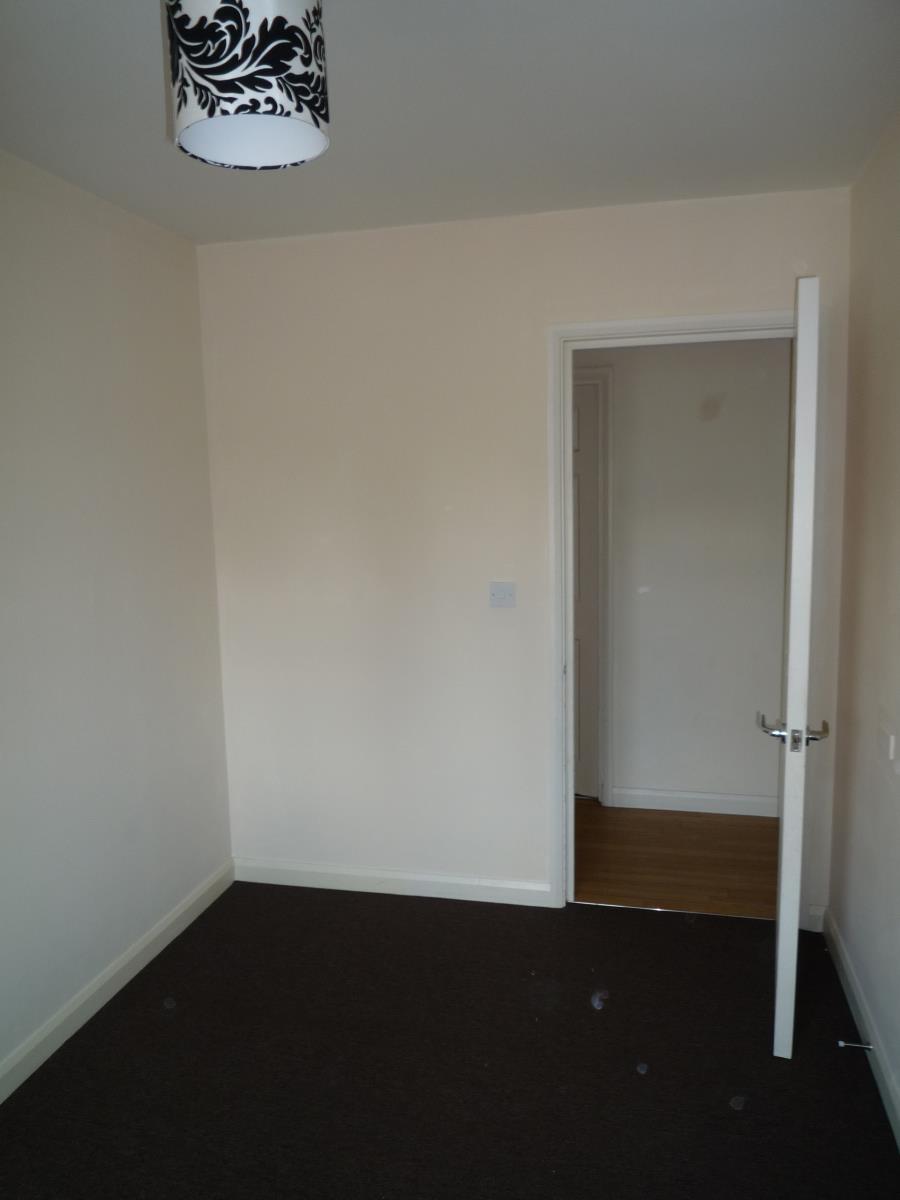 2 Bedroom Apartment Let in Gravesend, DA12