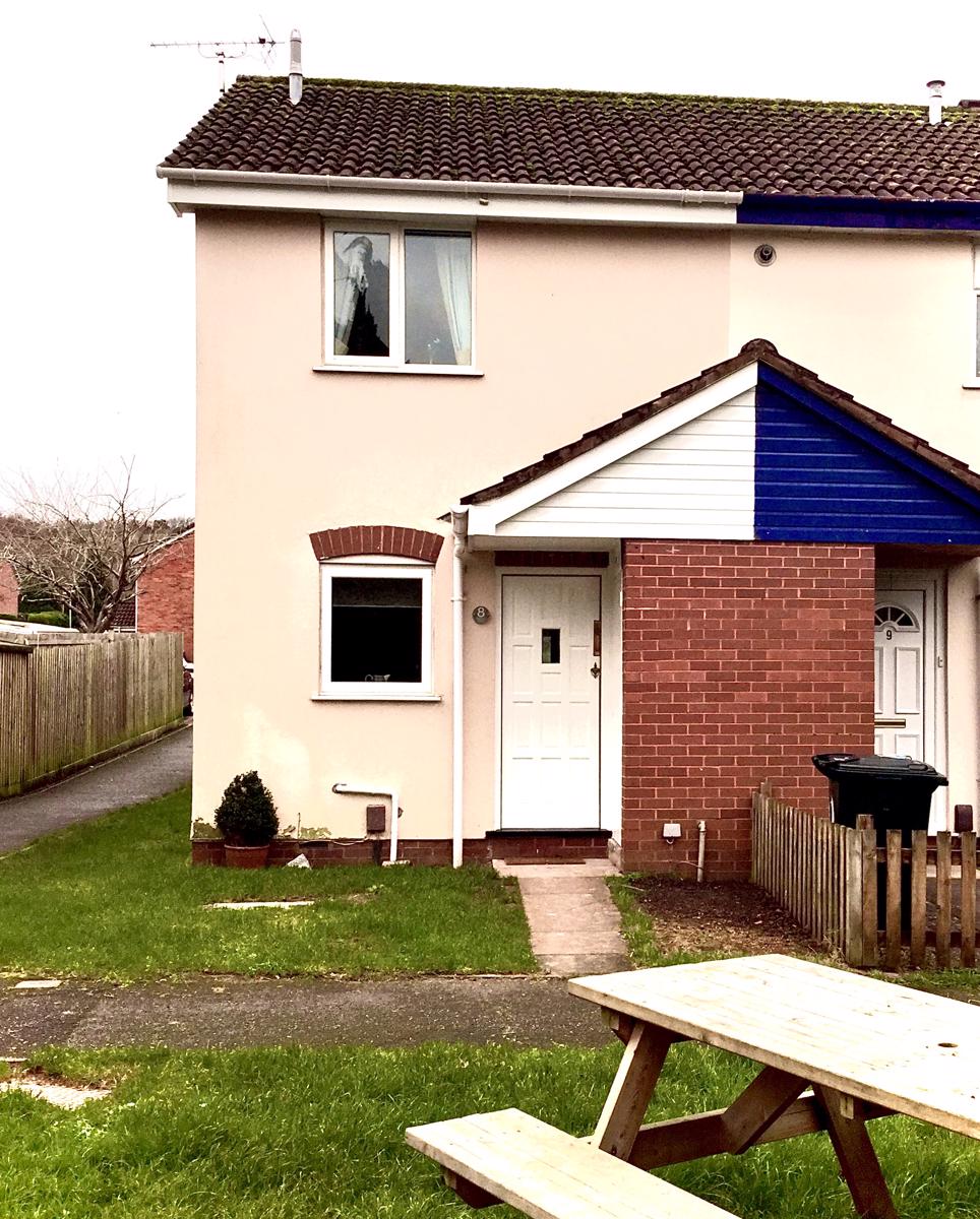 2 Bedroom End Terraced House Let in Newton Abbot, TQ12