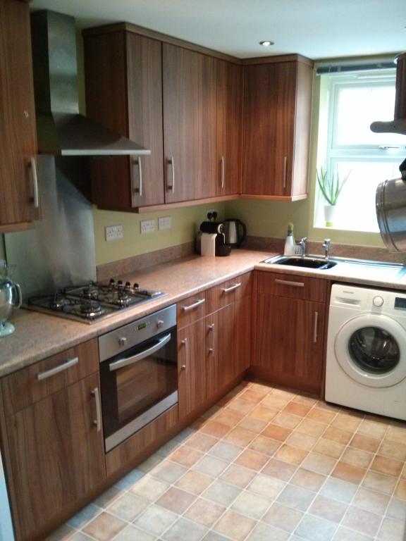 2 Bedroom Ground Floor Flat Sold in Didcot, OX11