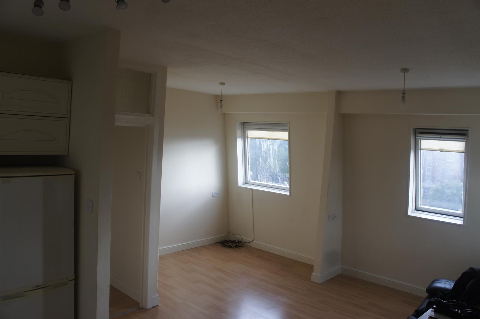 1 Bedroom Flat Let In Gloucester Gl1