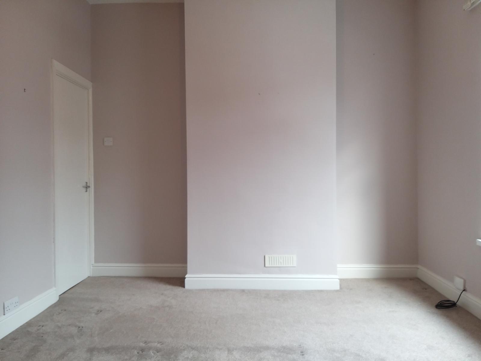 2 Bedroom Terraced House Let in Stockport, SK1