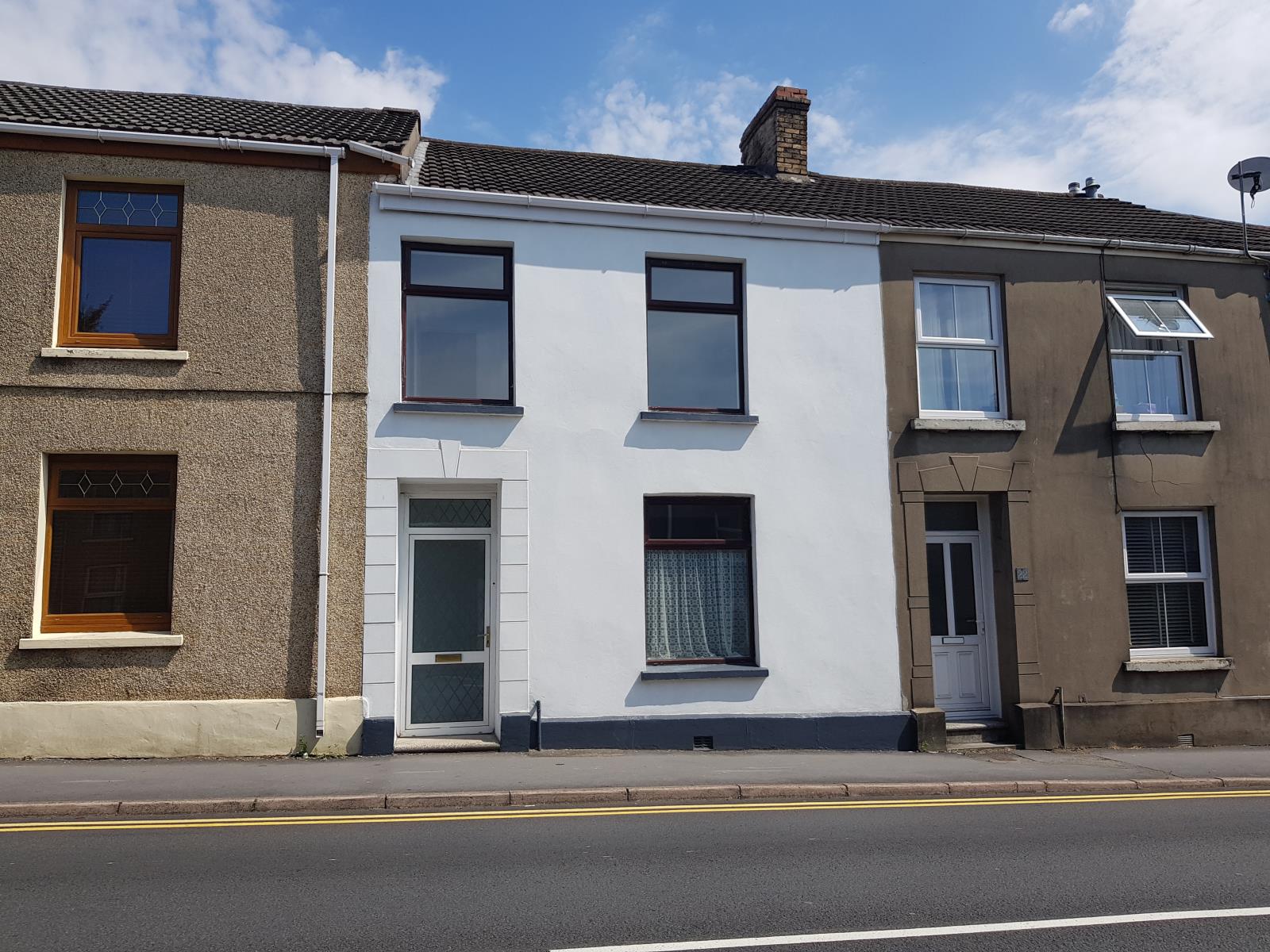 3 Bedroom Terraced House Sold in Llanelli, SA15