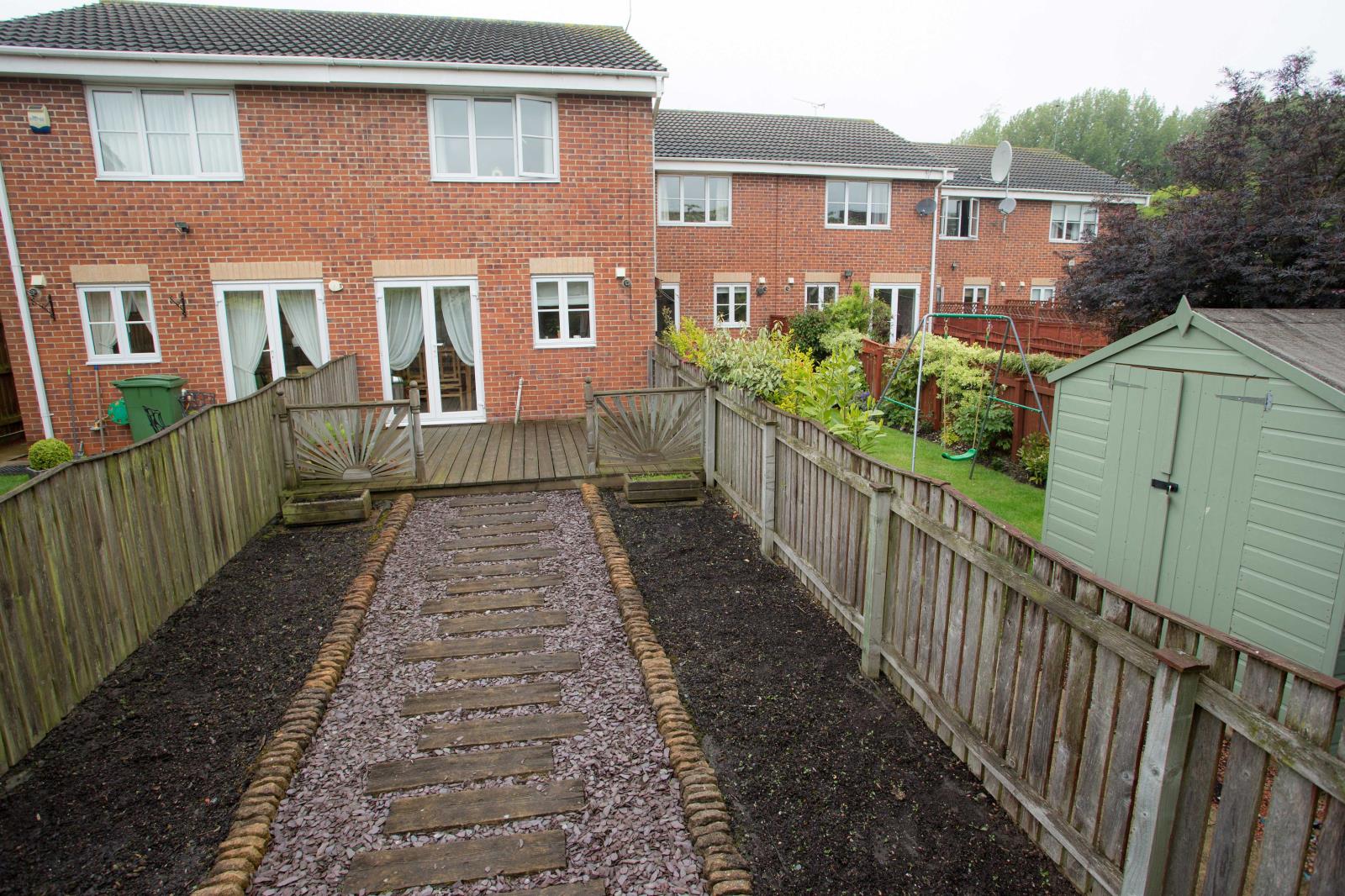 2 Bedroom End Terraced House Sold in Beverley, HU17