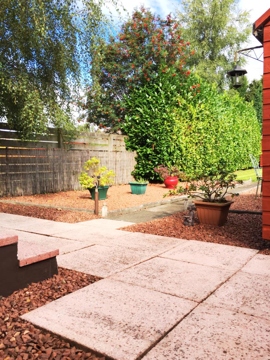 1 Bedroom SemiDetached House Sold in Motherwell, ML1