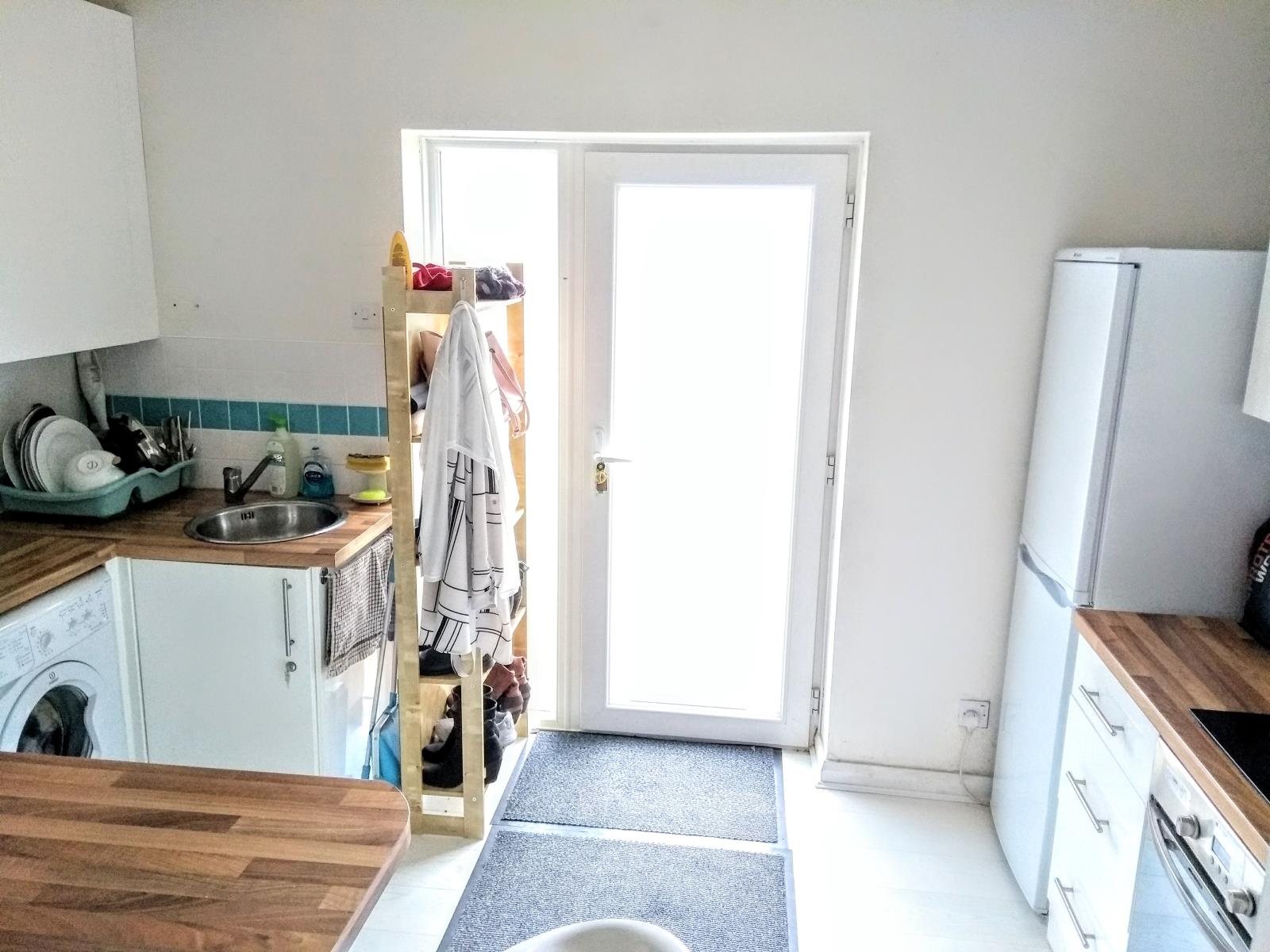 1 Bedroom Ground Floor Flat Let in Sutton, SM1