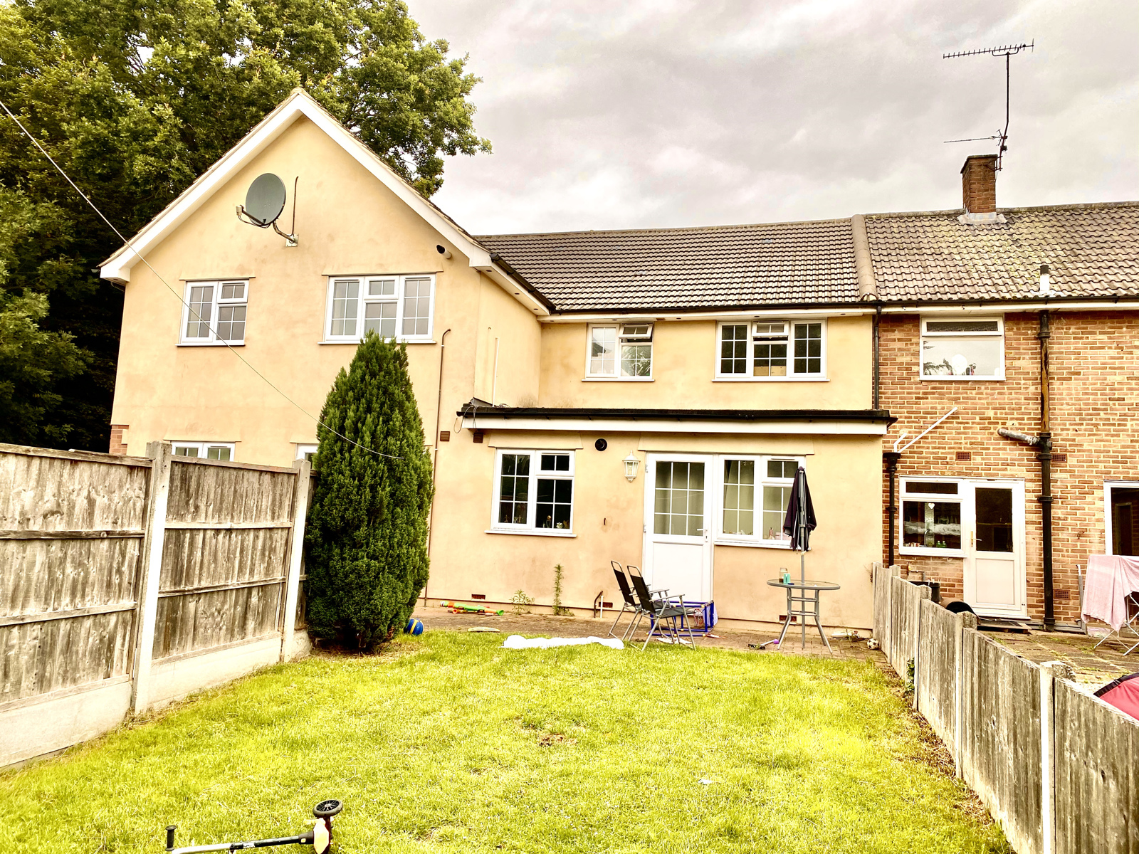 2 Bedroom Flat Let in Brentwood, CM13