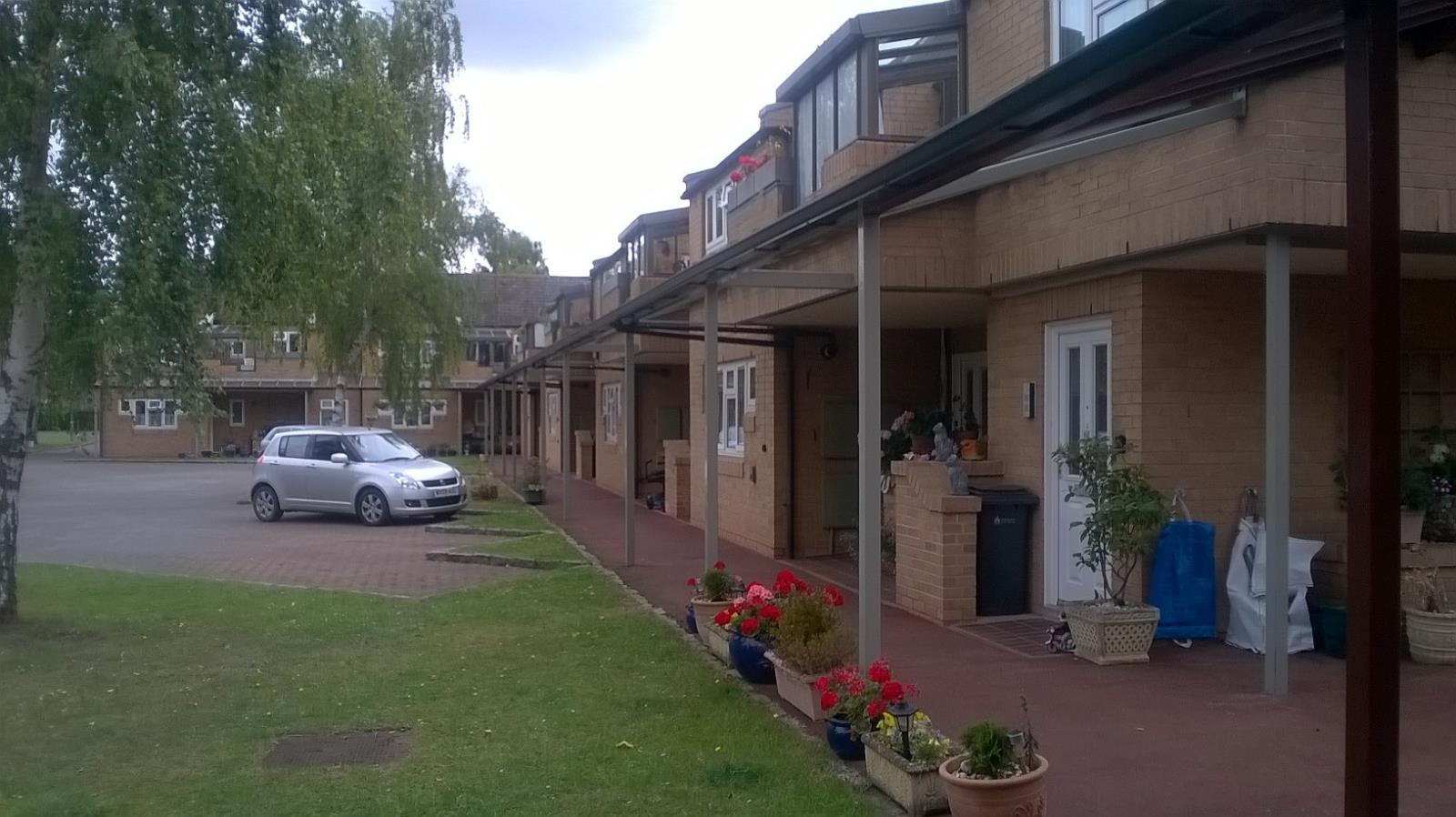 1 Bedroom Flat Let in Lechlade, GL7