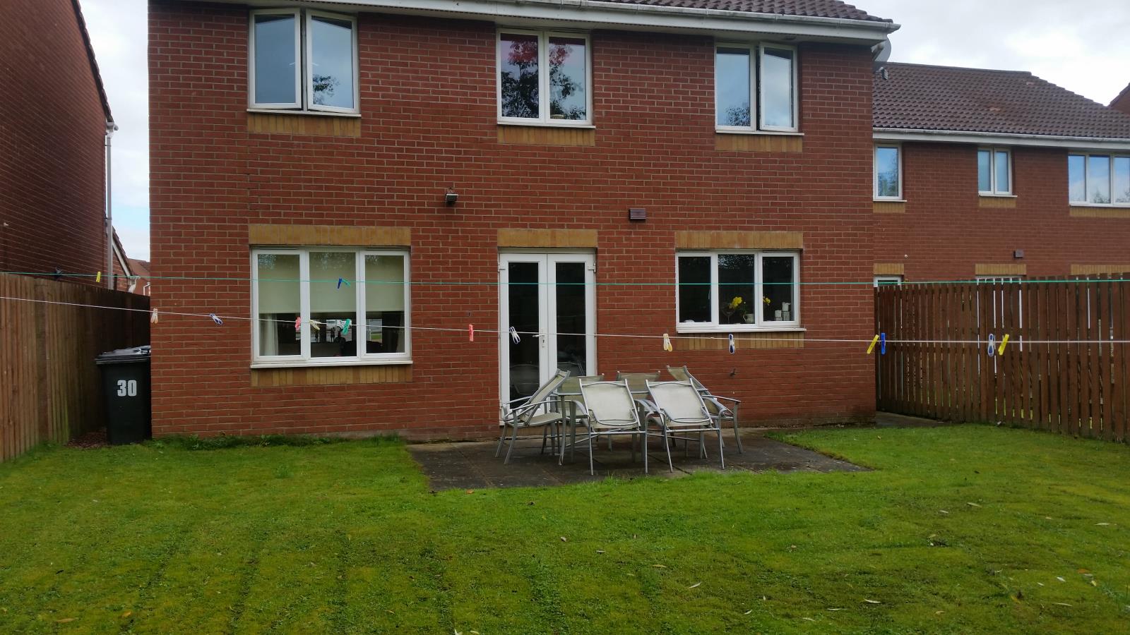 4 Bedroom Detached House Sold in Coatbridge, ML5