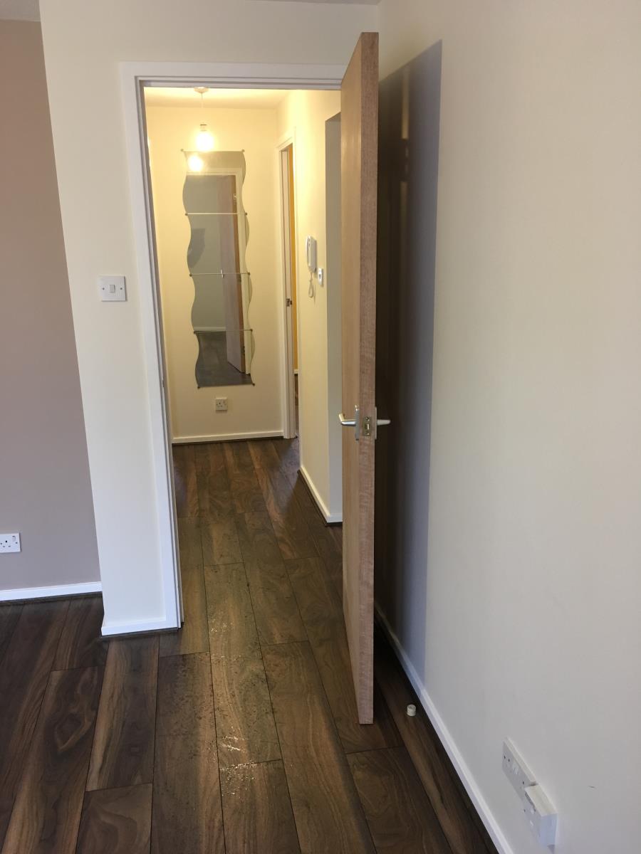 1 Bedroom Flat Let in London, N18