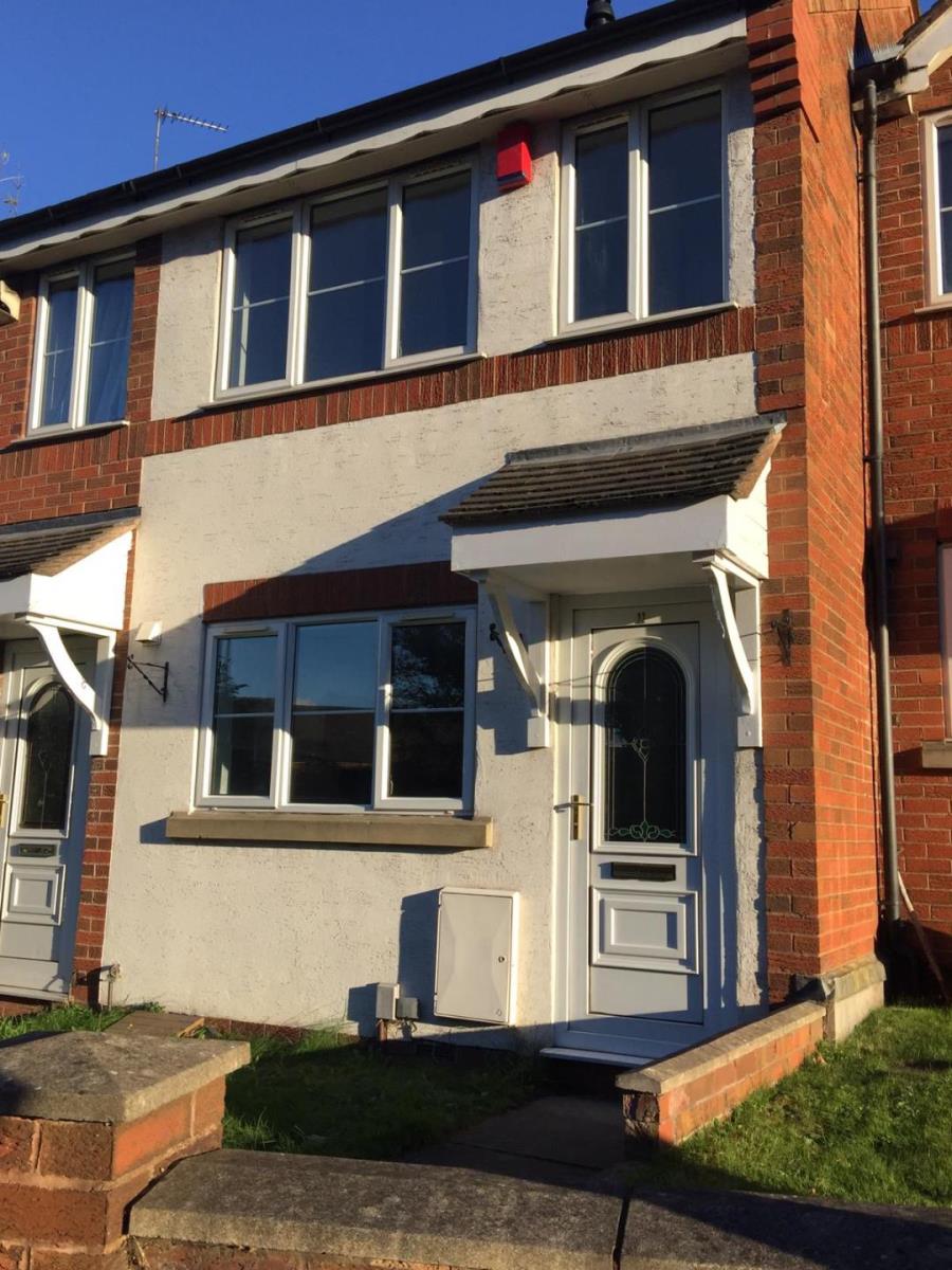 2 Bedroom Mews Let in Rugeley, WS15