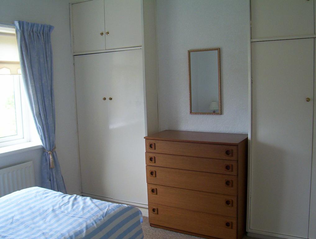 3 Bedroom SemiDetached House Sold in South Shields, NE34