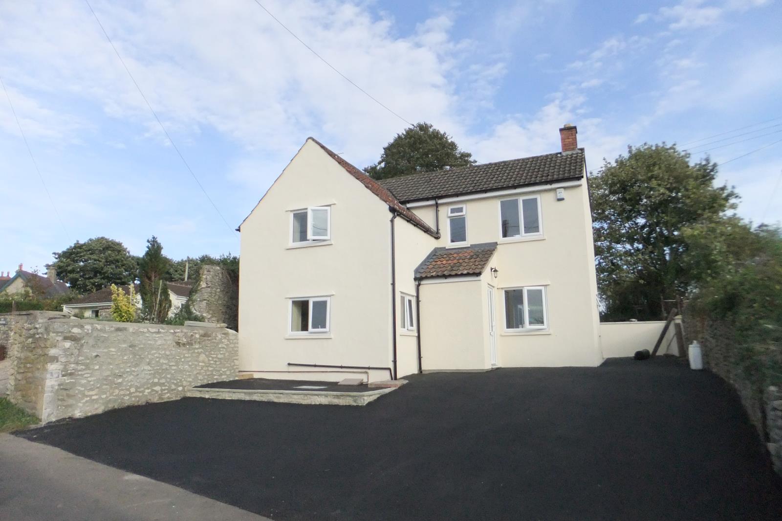 3 Bedroom Detached House Let in Radstock, BA3