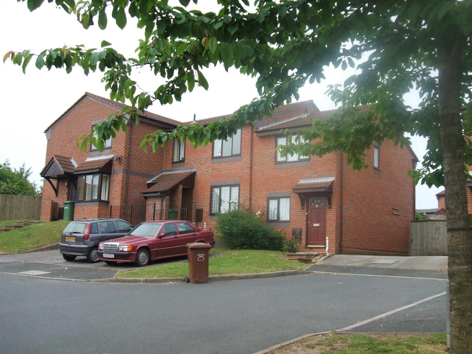 1 Bedroom Ground Floor Flat Let in Cannock, WS11
