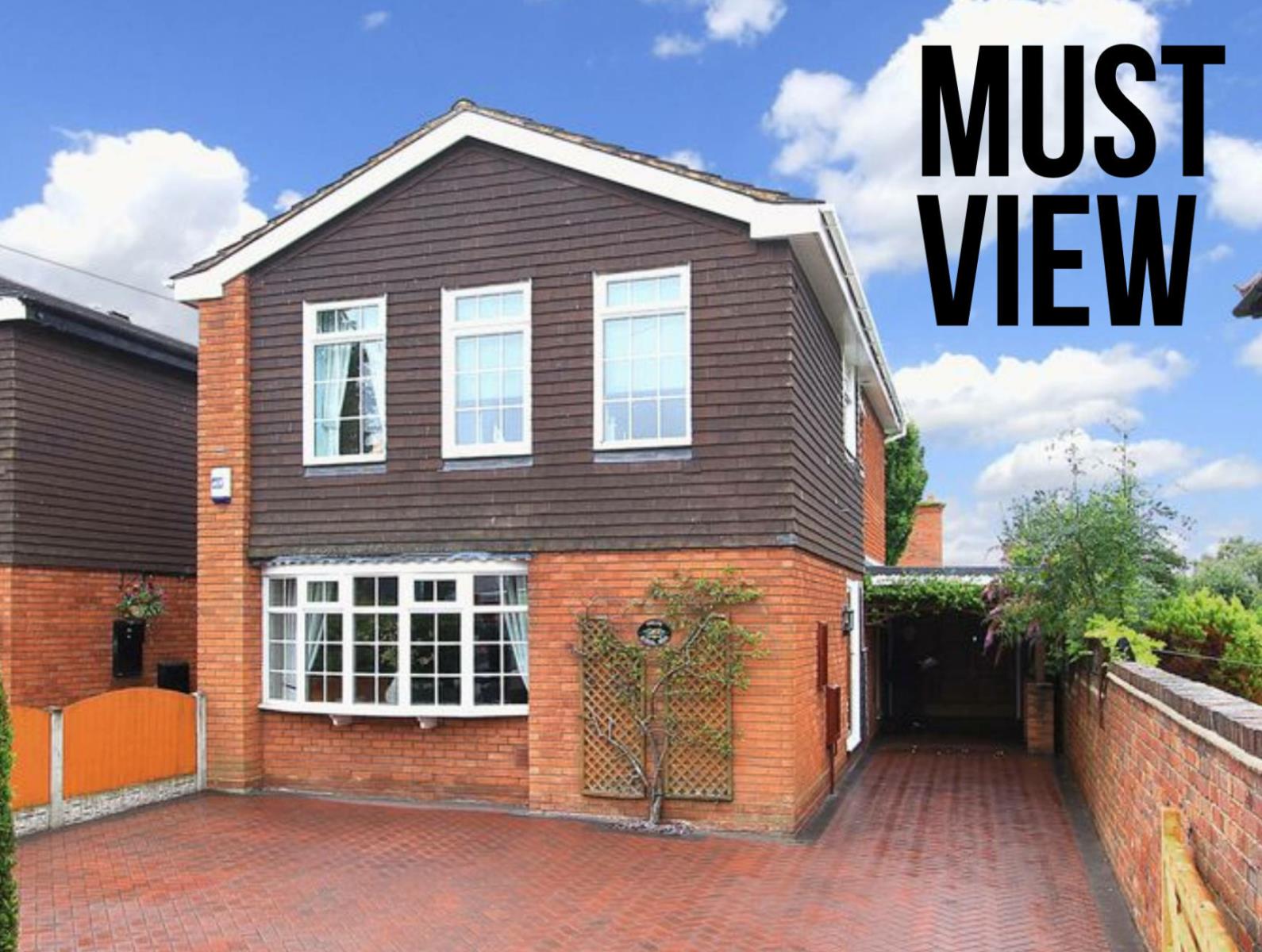 4 Bedroom Detached House Sold in Wolverhampton, WV5