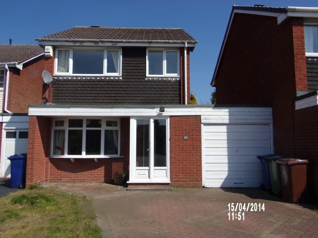 3 Bedroom LinkDetached House Sold in Cannock, WS11