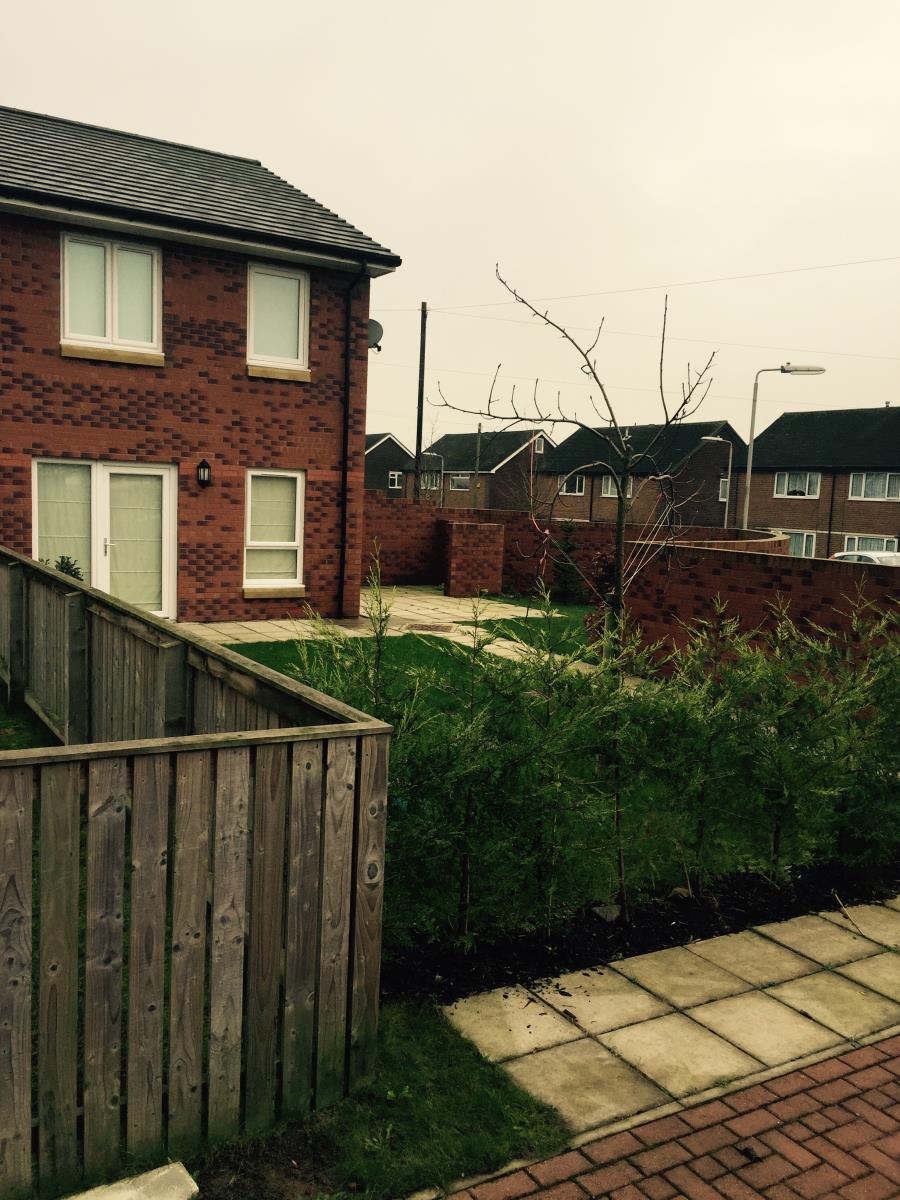 3 Bedroom SemiDetached House Sold in Leeds, LS26