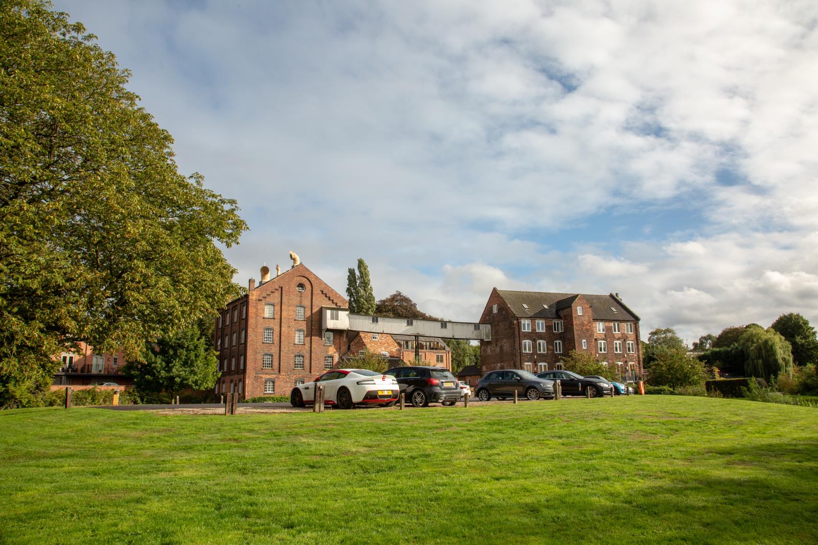 1 Bedroom Apartment Sold in BurtononTrent, DE15