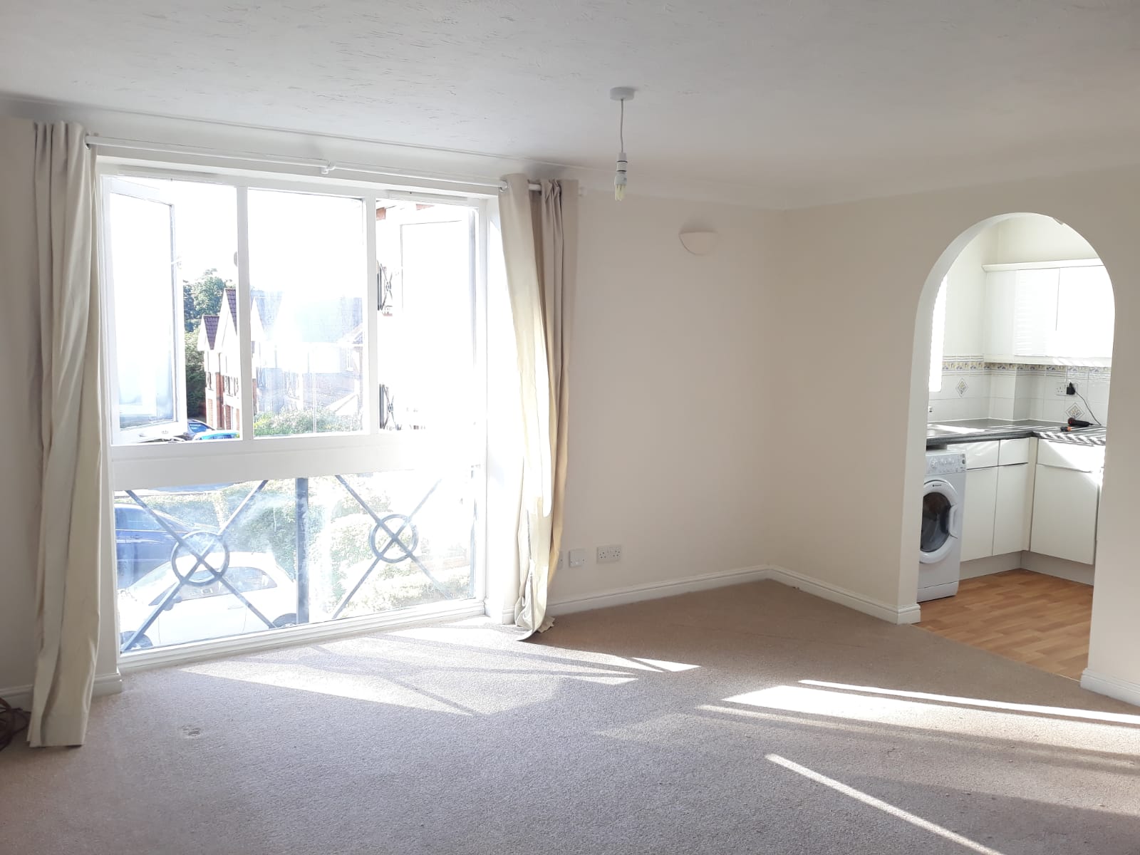 2 Bedroom Flat Let in Crowthorne, RG45