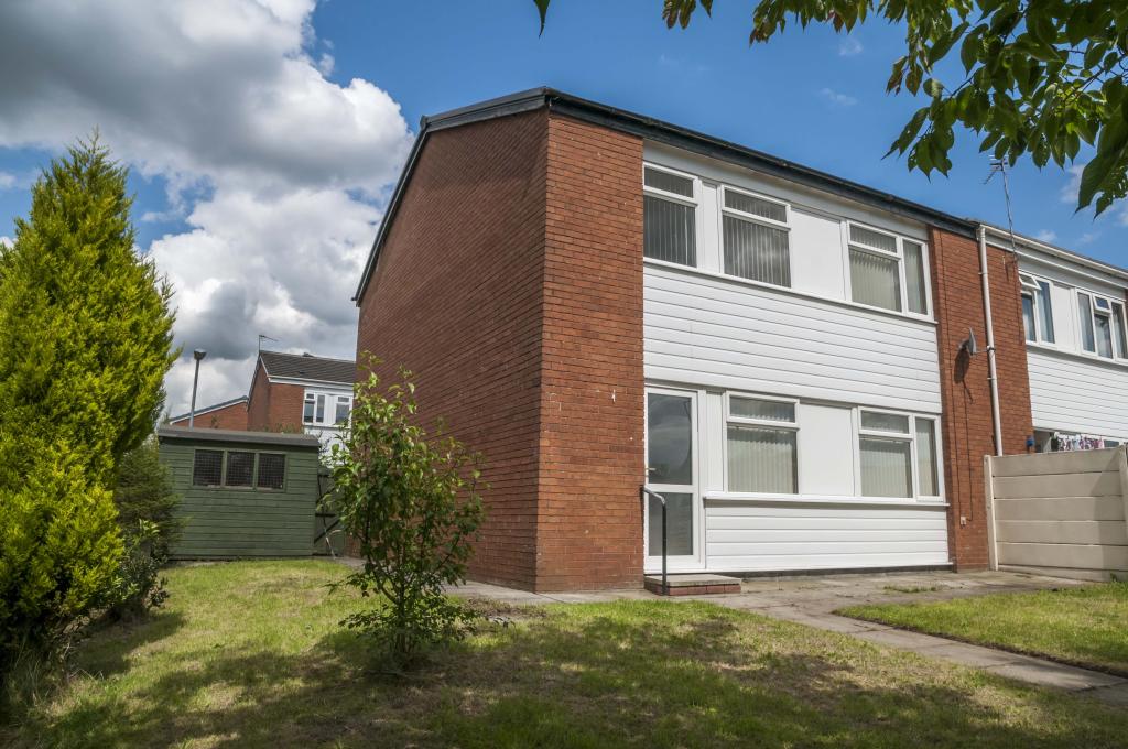 4 Bedroom End Terraced House Let in Prescot, L35
