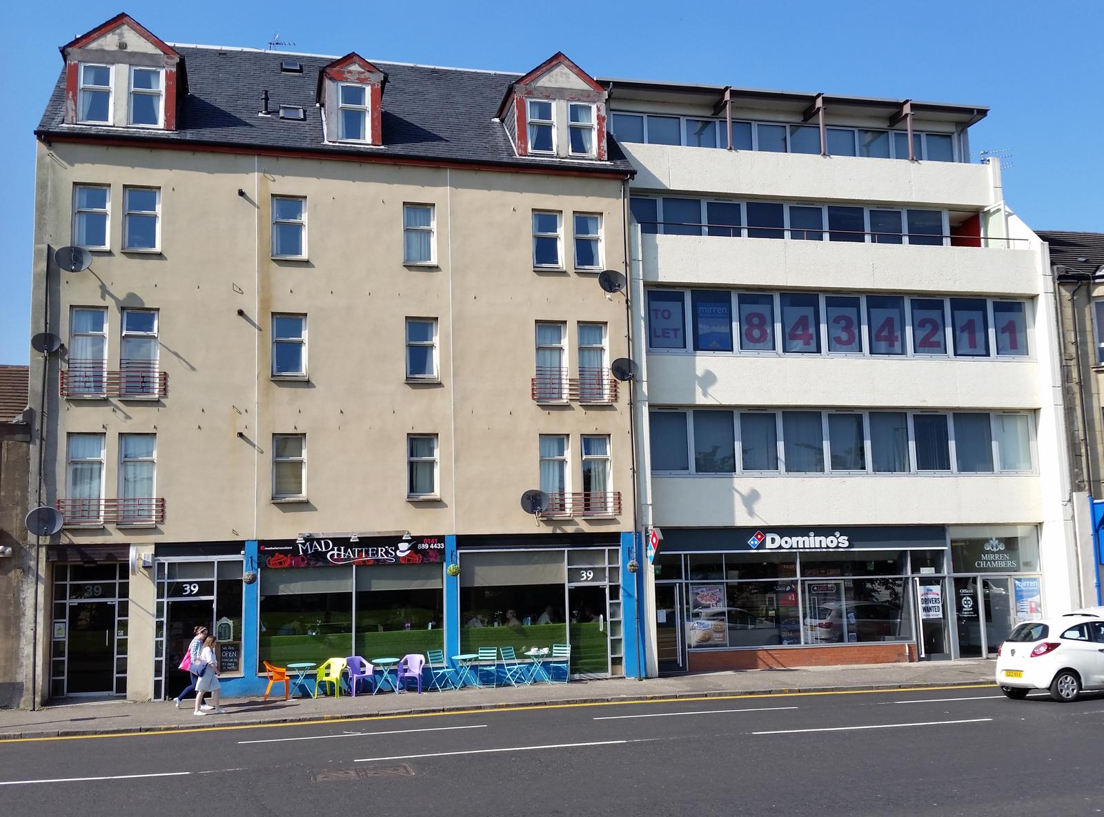 1 Bedroom Penthouse Let in Paisley, PA1