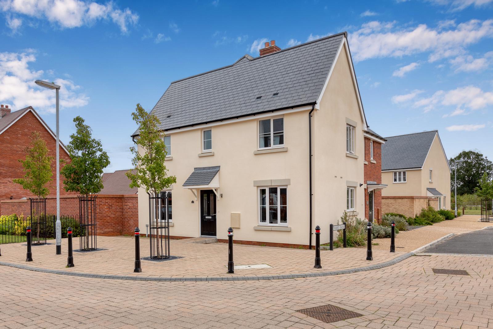 3 Bedroom SemiDetached House Let in Biggleswade, SG18