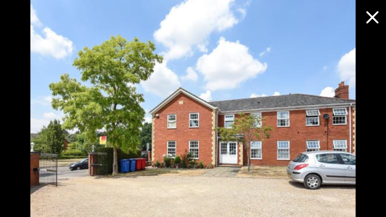 2 Bedroom Ground Floor Flat Let in Bracknell, RG42