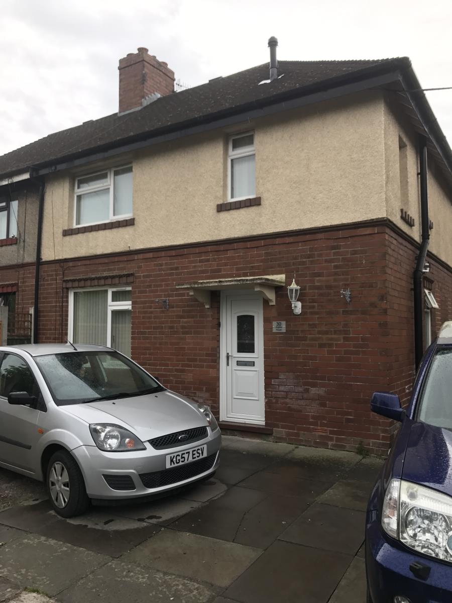 3 Bedroom SemiDetached House Sold in Leek, ST13