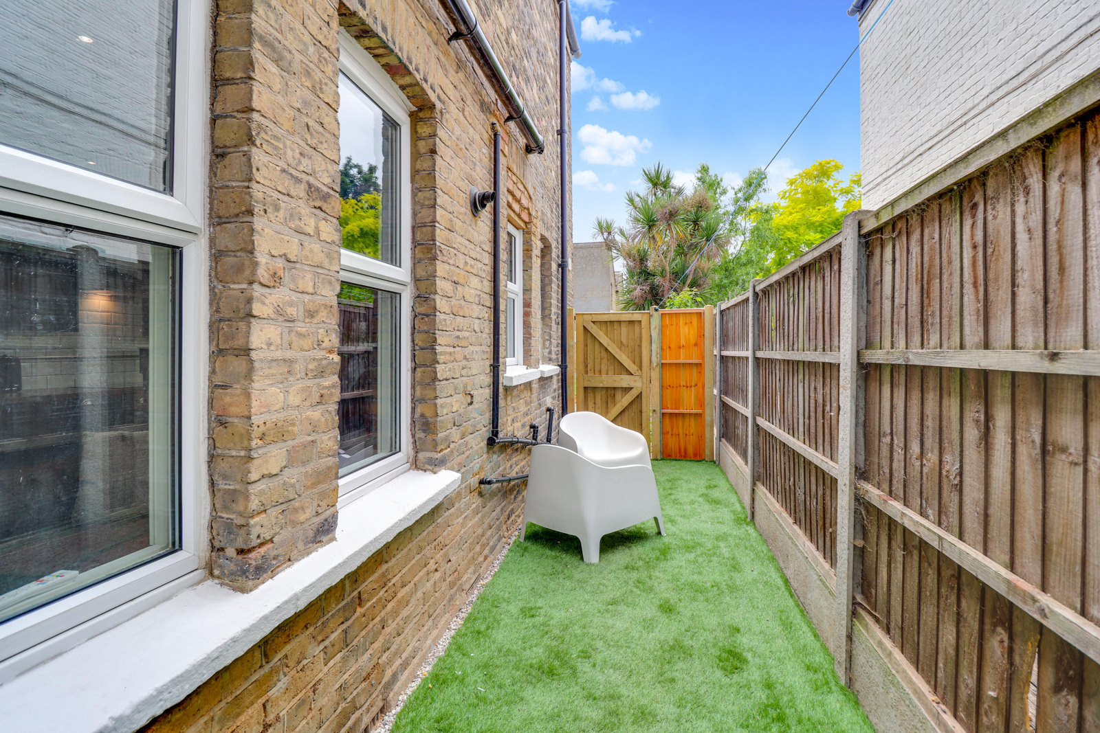 4 Bedroom House Share/Rent A Room Let in SouthendonSea, SS1