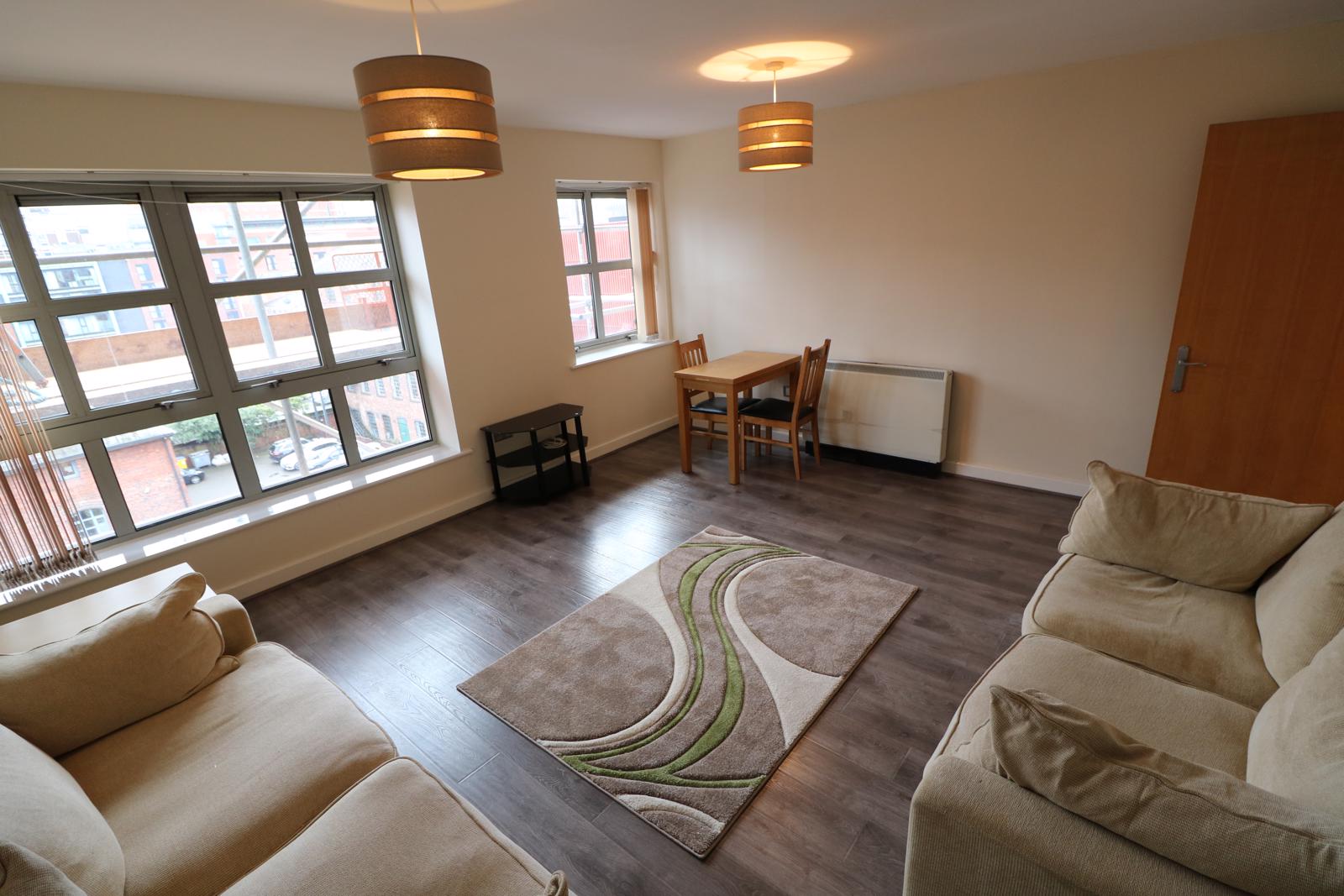 2 Bedroom Apartment Let in Birmingham, B3