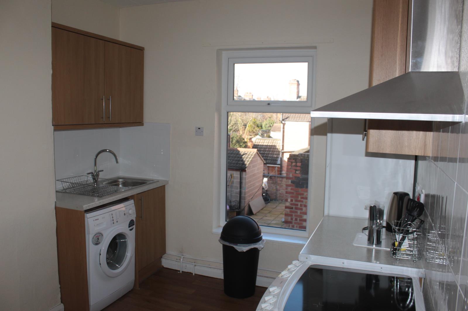 1 Bedroom House Share/Rent A Room Let in Loughborough, LE11