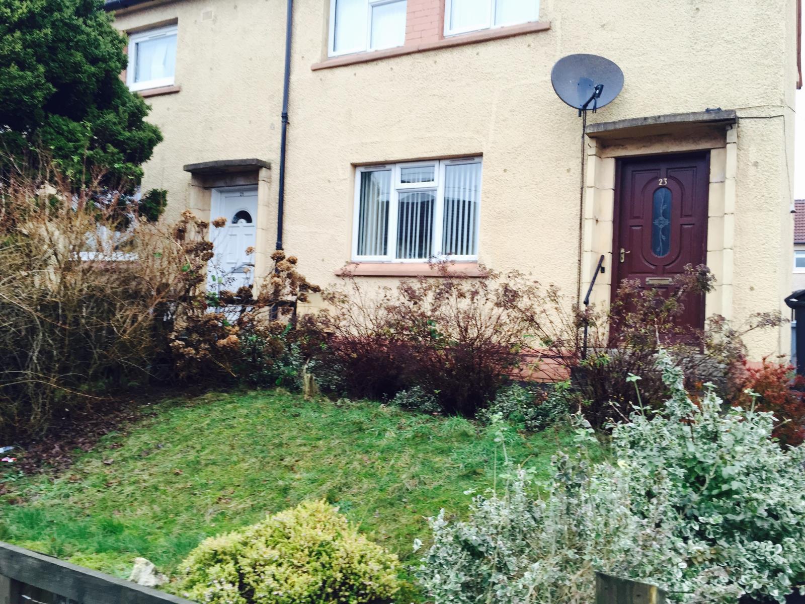 2 Bedroom End Terraced House Let in Glasgow, G72