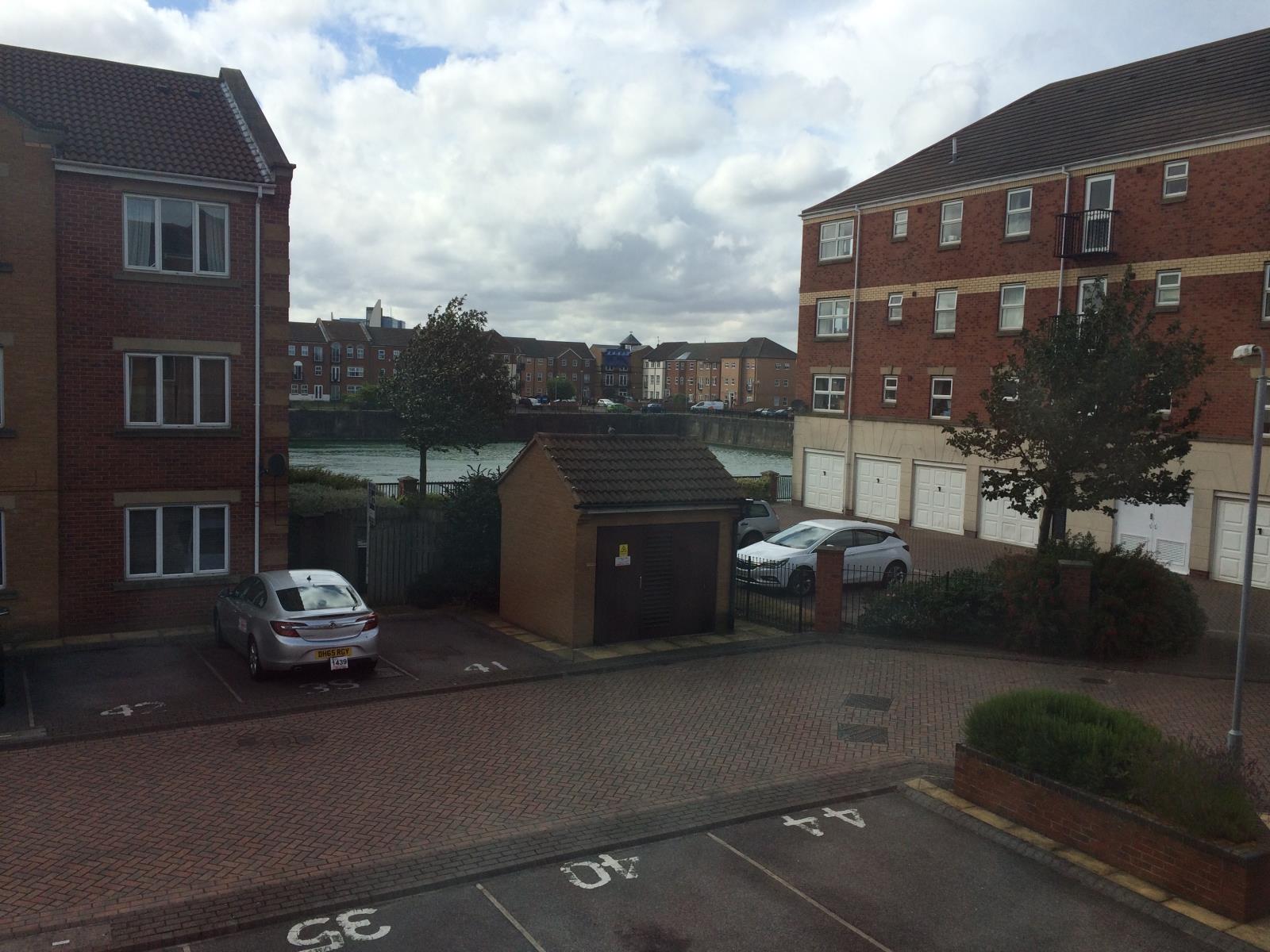 2 Bedroom Apartment Let in Hull, HU9