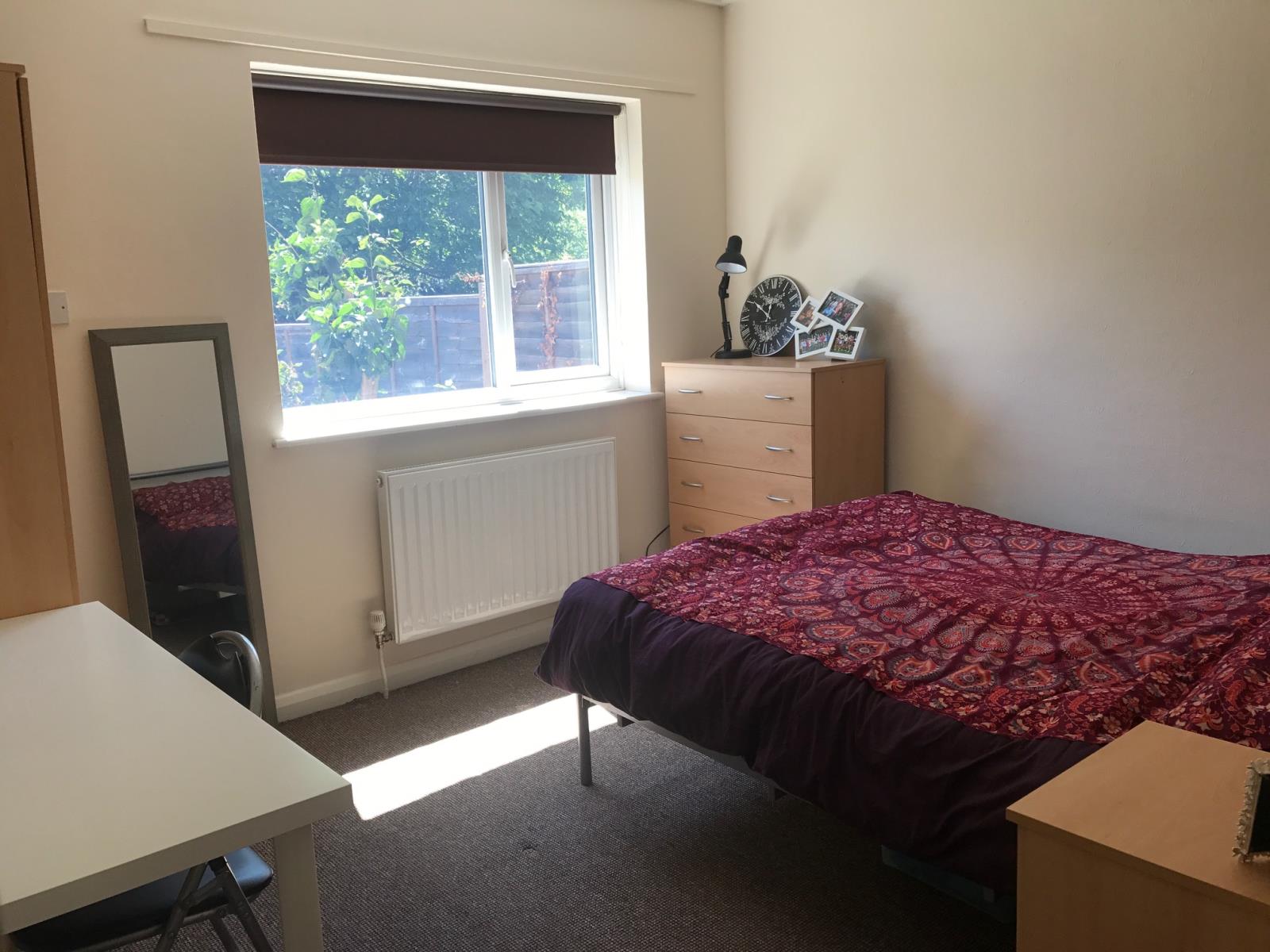 6 Bedroom SemiDetached House Let in Canterbury, CT2