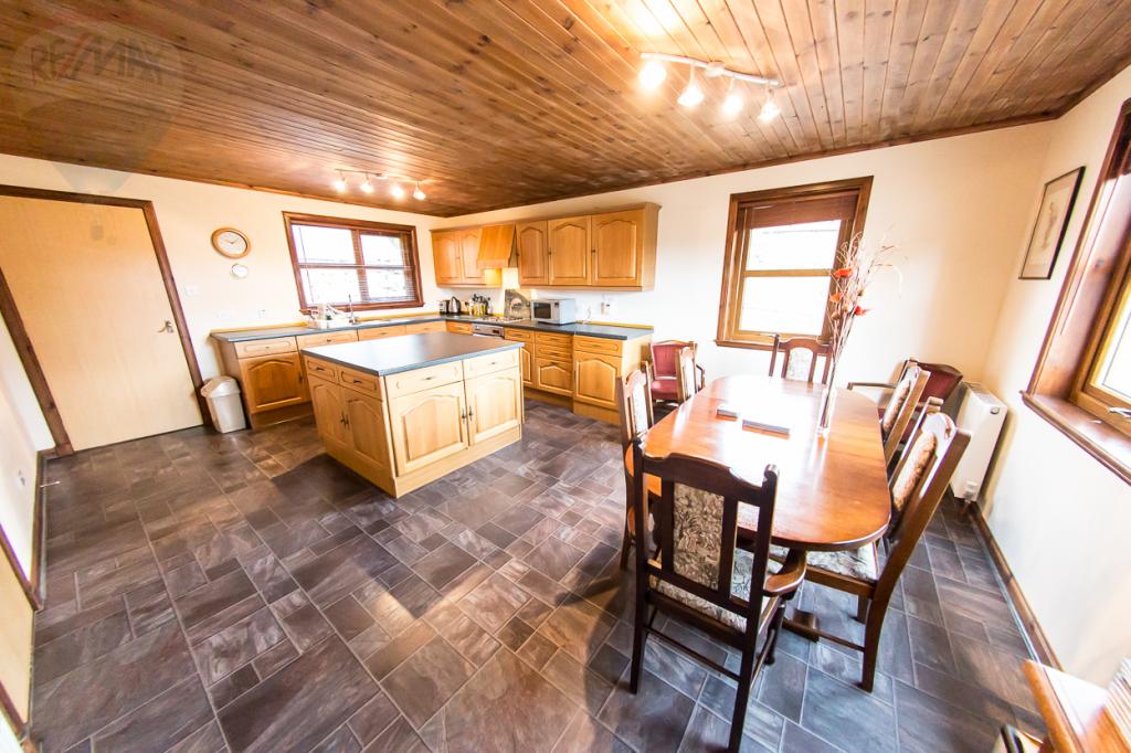 4 Bedroom Detached House Sold in Dornoch, IV25