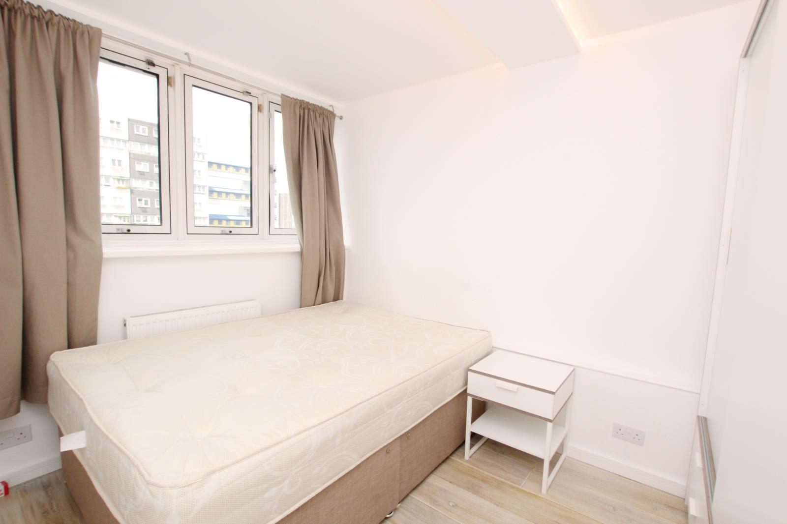 4 Bedroom Flat Let in London, SW11