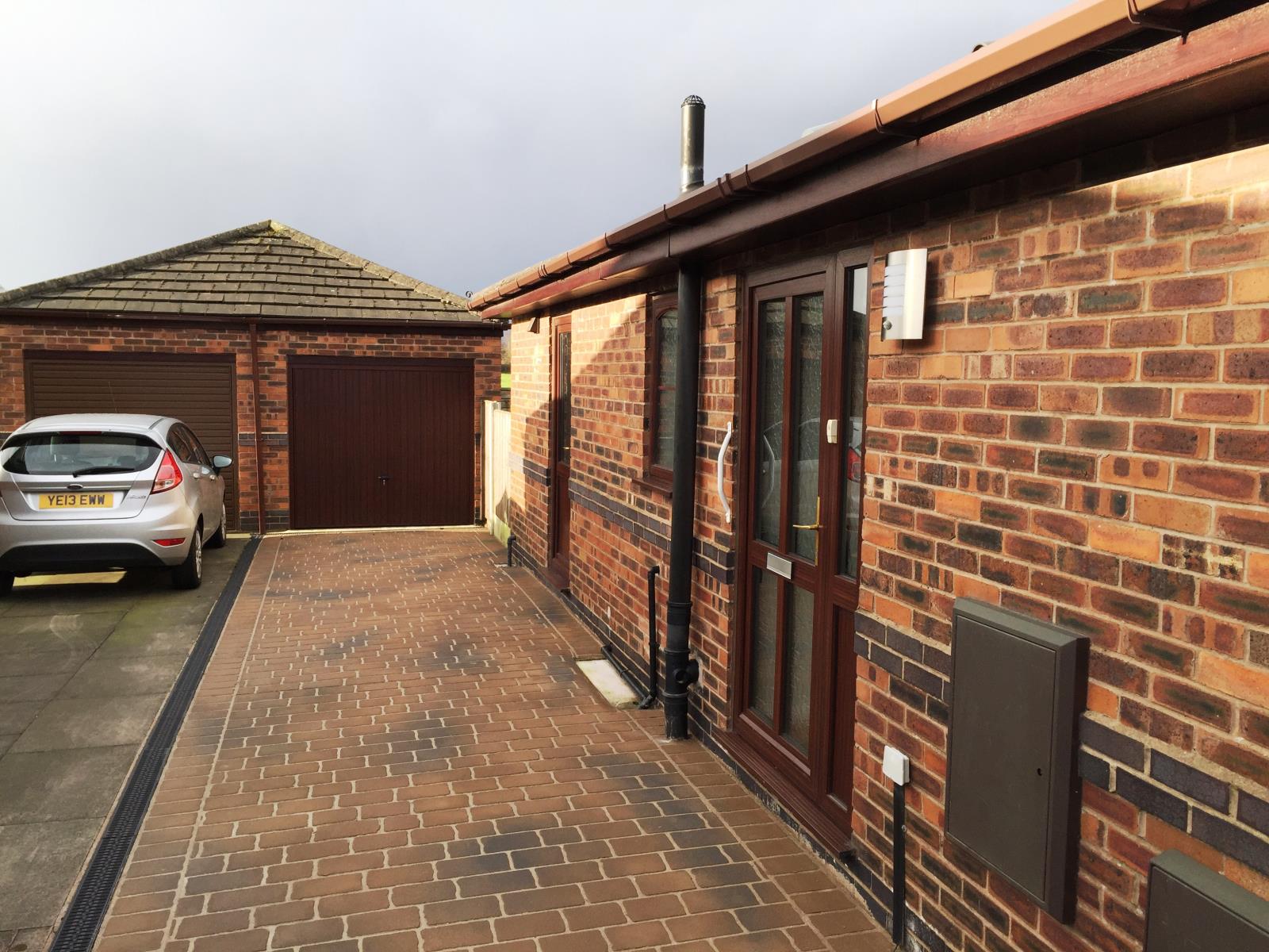 2 Bedroom Bungalow Sold in Warrington, WA4