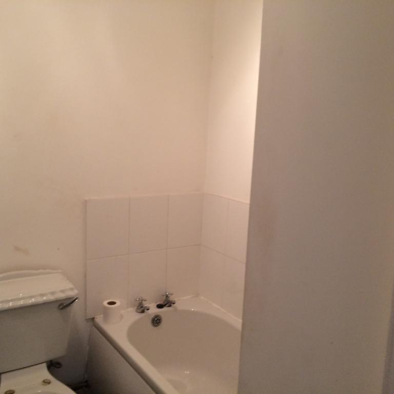 3 Bedroom Terraced House Let in Burnley, BB10