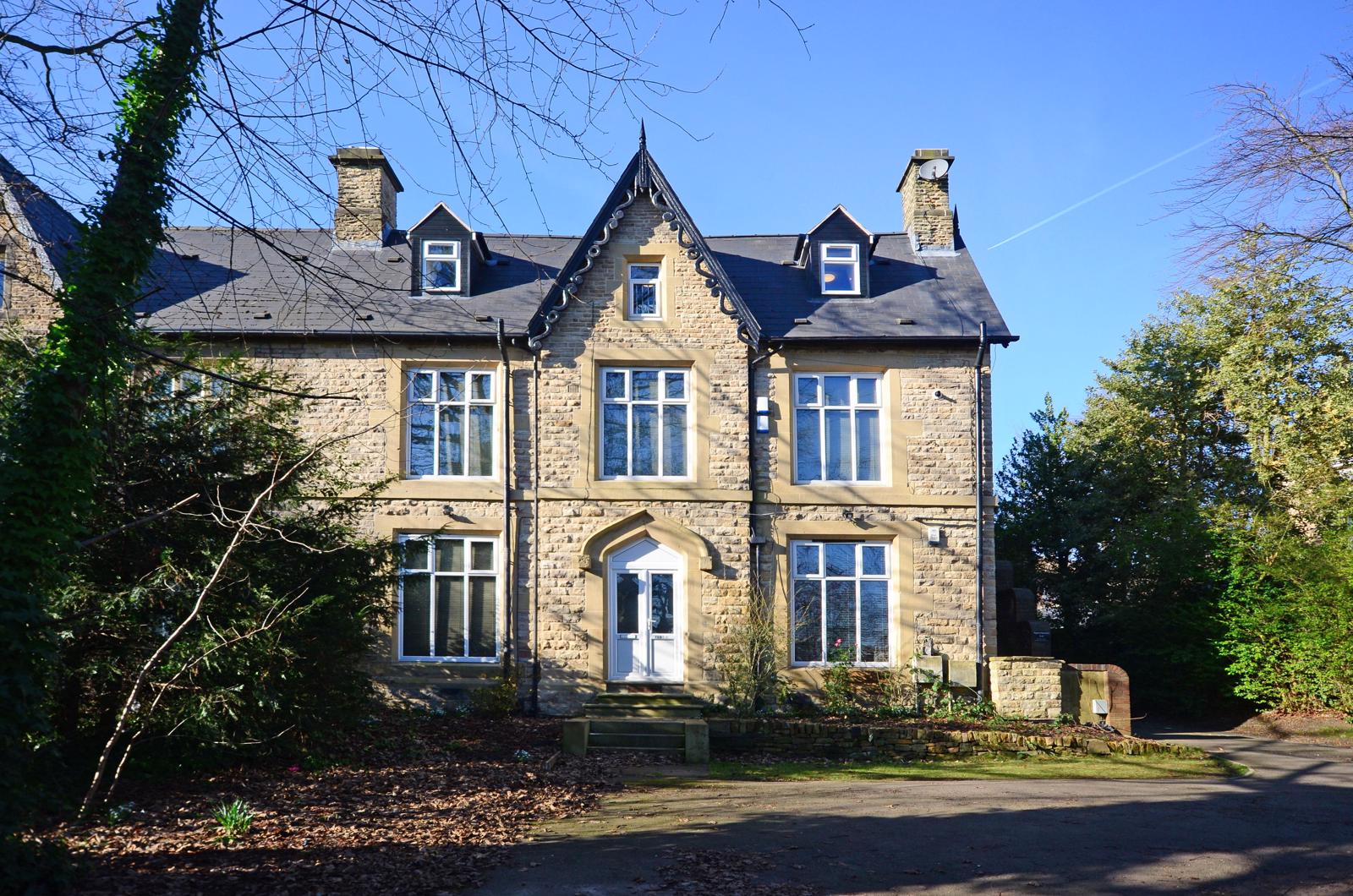 1 Bedroom Penthouse Let in Sheffield, S7