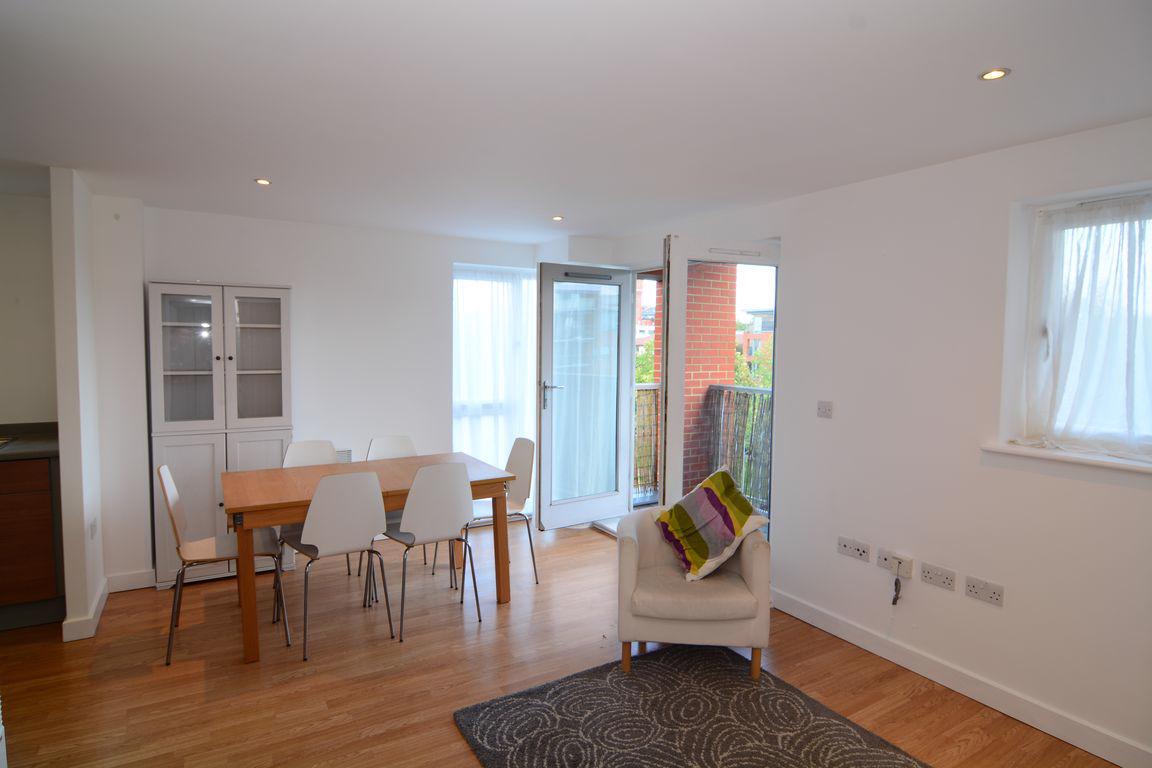 2 bedroom flat for sale in london