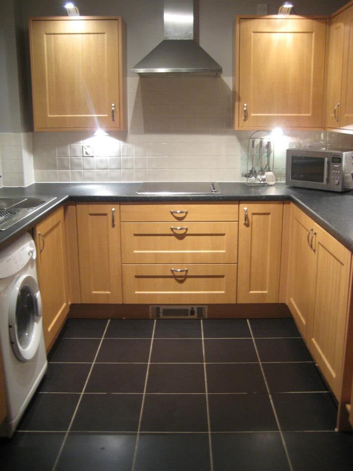 2 Bedroom Apartment Sold in PenyBont Ar Ogwr, CF31