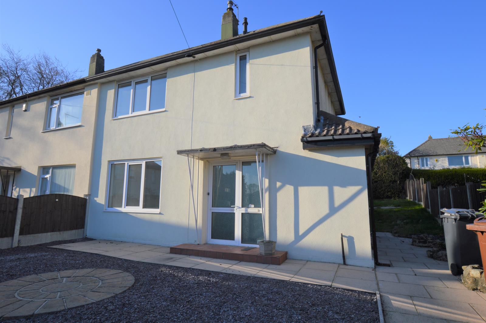 2 Bedroom Semi Detached House Let In Leeds Ls17