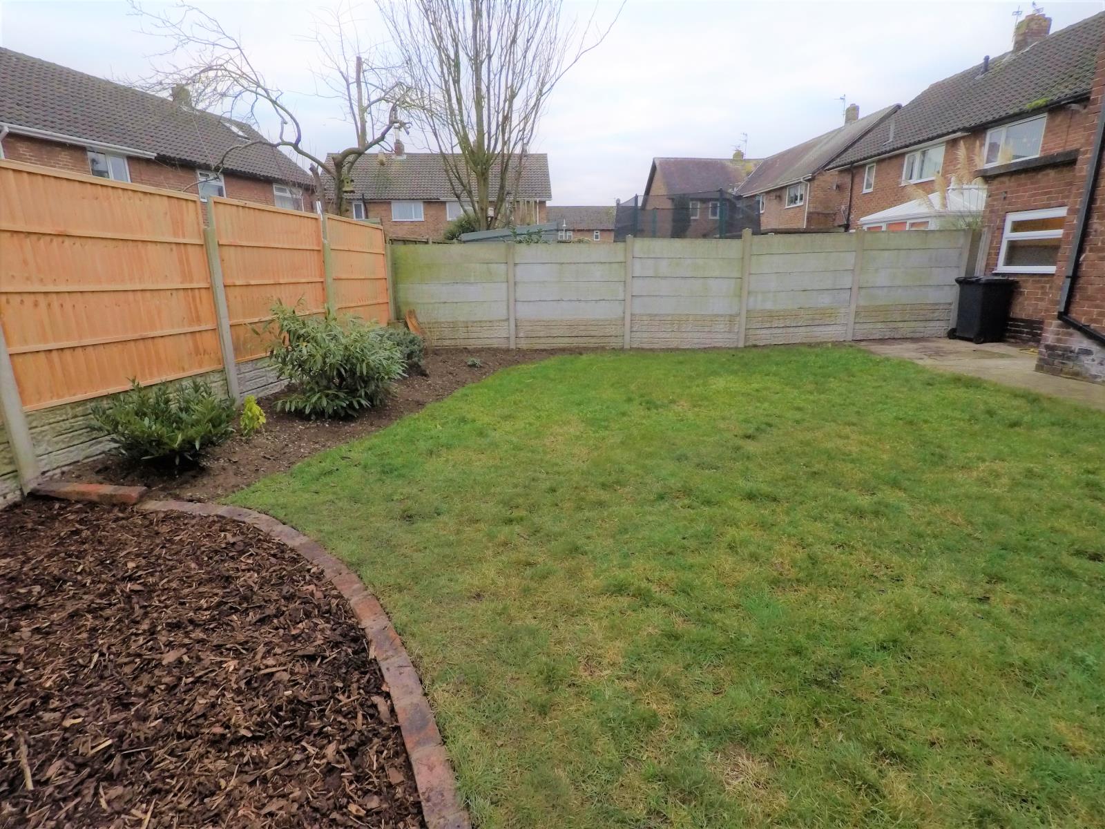 3 Bedroom SemiDetached House Let in Southport, PR8