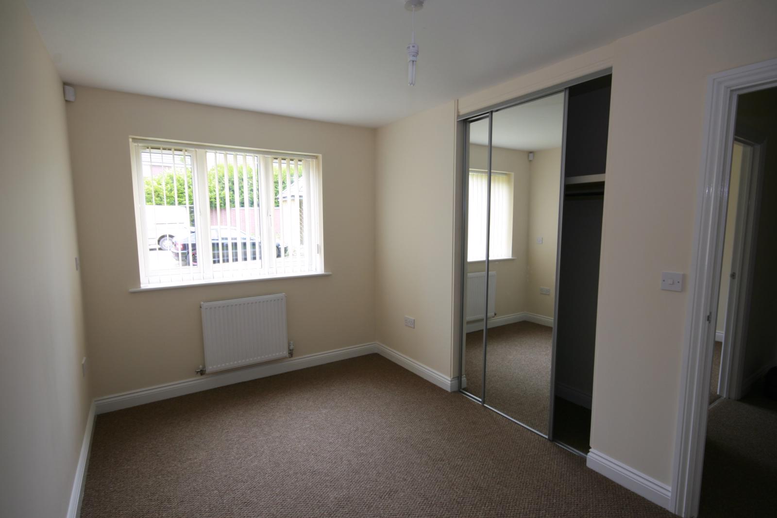 2 Bedroom Ground Floor Flat Let in Wolverhampton, WV10