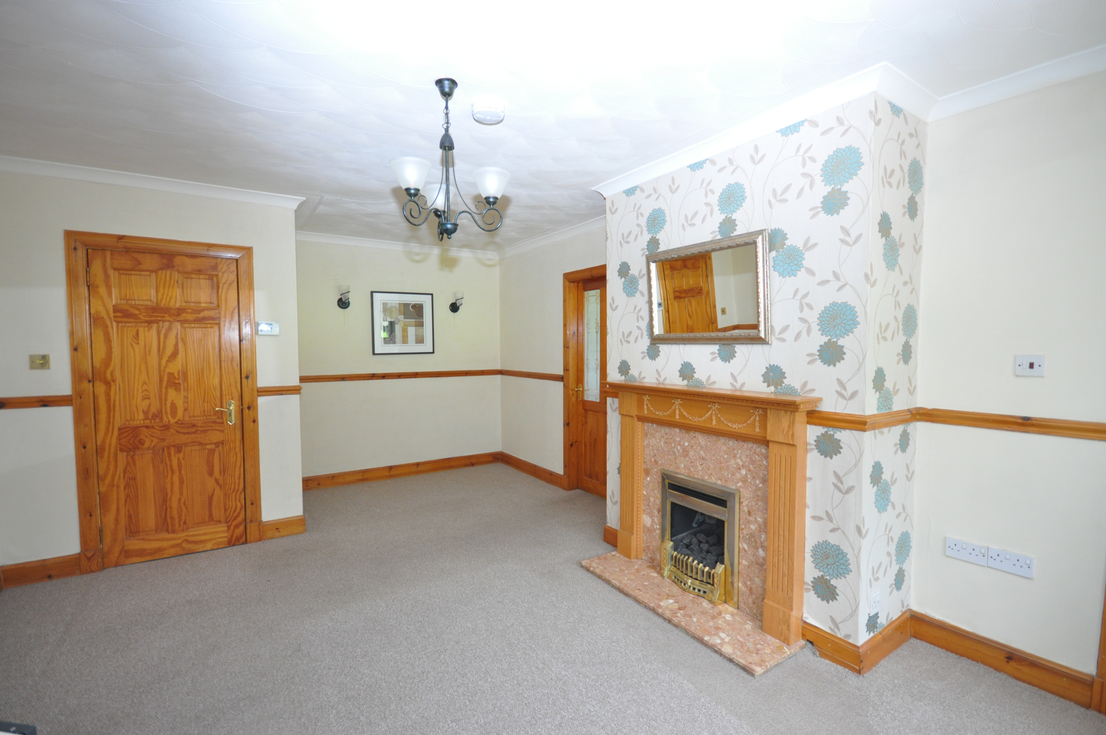 2 Bedroom Ground Floor Flat Let in Lochgelly, KY5