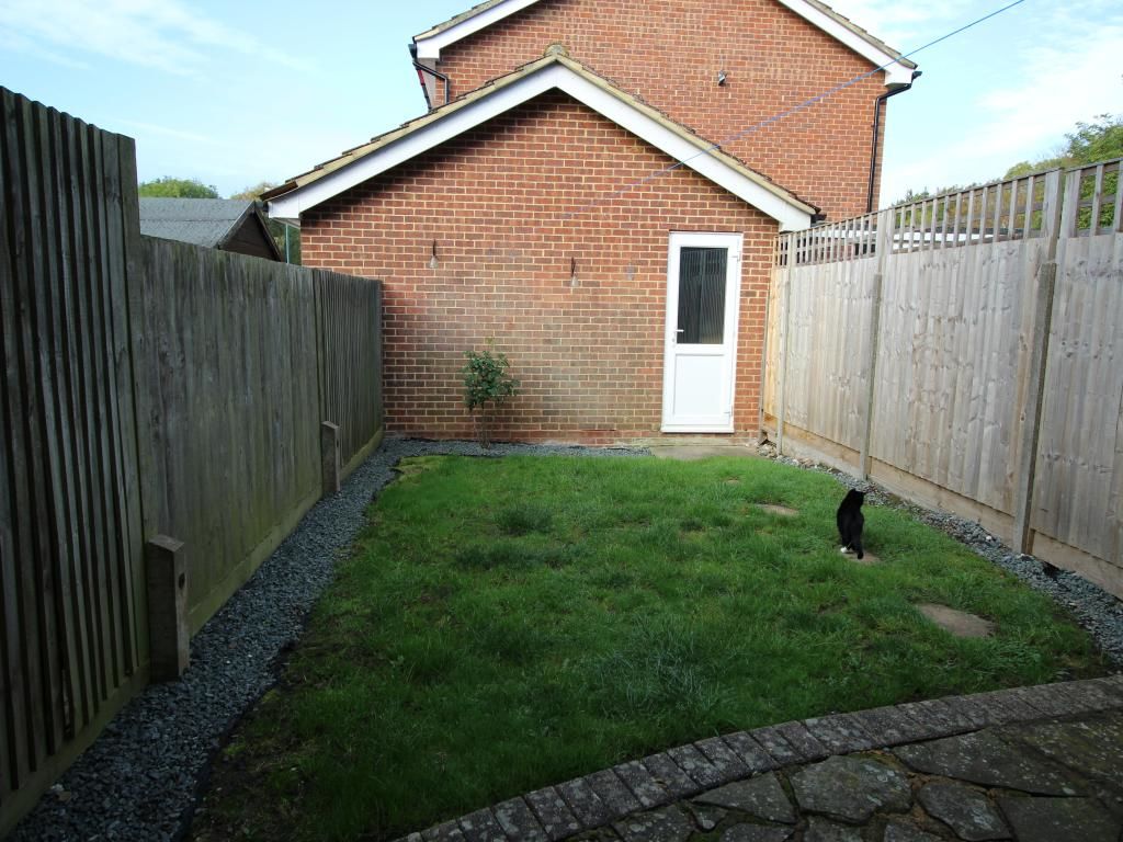 3 Bedroom SemiDetached House Let in POLEGATE, BN26