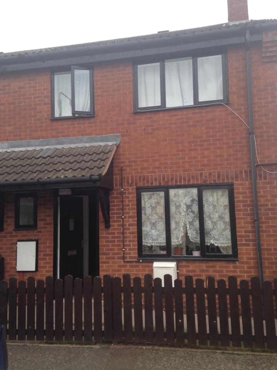 3 Bedroom SemiDetached House Sold in Mansfield, NG20